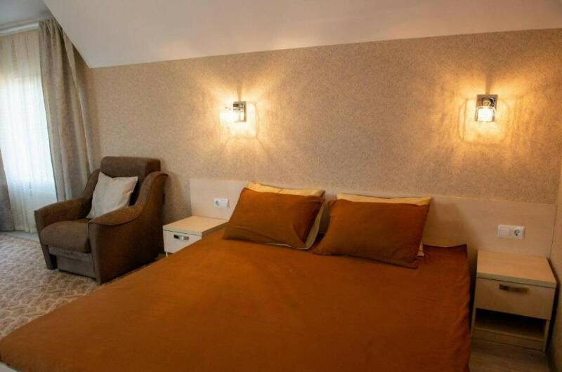 Шестиместный «Семейный-Люкс»