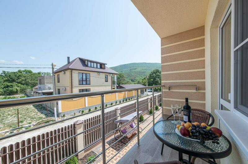 Люкс двухкомнатный 4-х местный