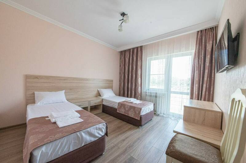 Люкс двухкомнатный 4-х местный