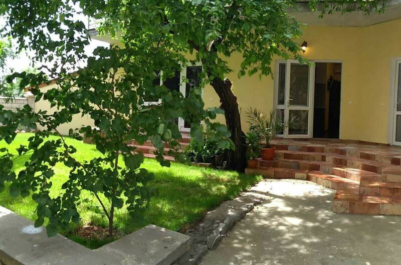 Белые апартаменты