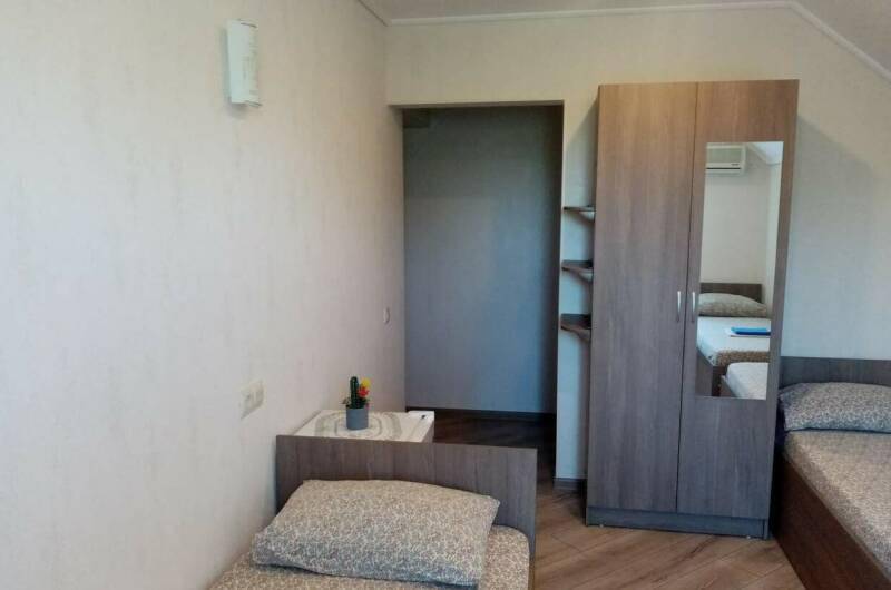 Стандартный трехместный номер