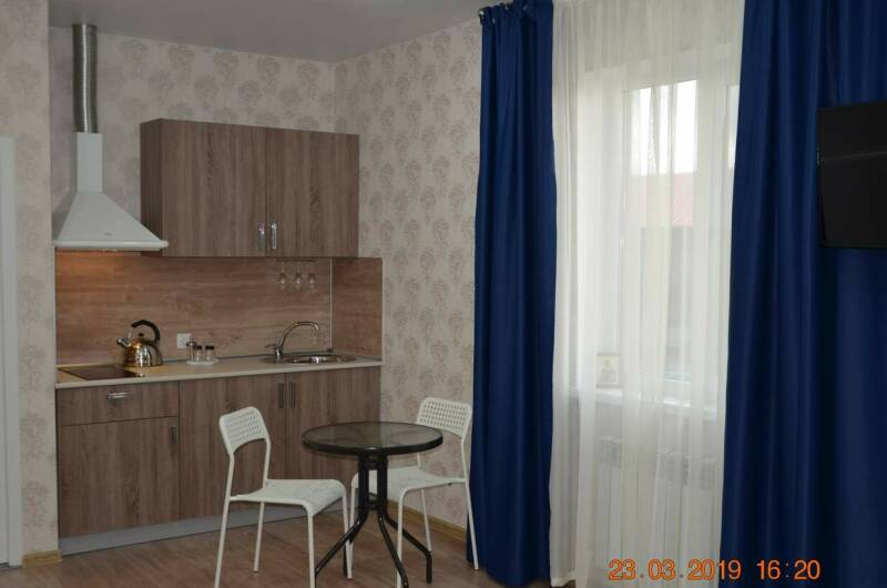 Апартаменты с кухней, с выходом на бассейн