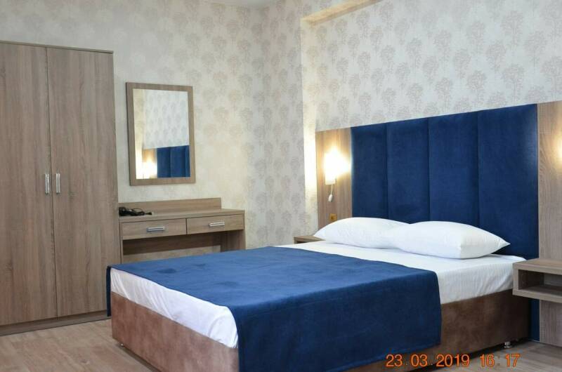 Апартаменты с кухней, с выходом на бассейн