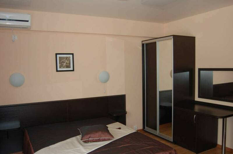 «Комфорт» с видом на гору