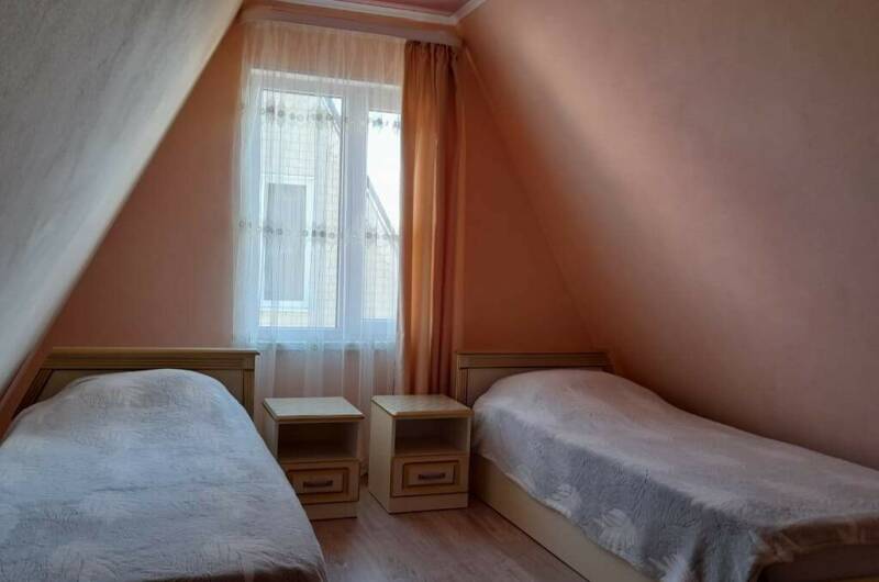 Коричневый Домик