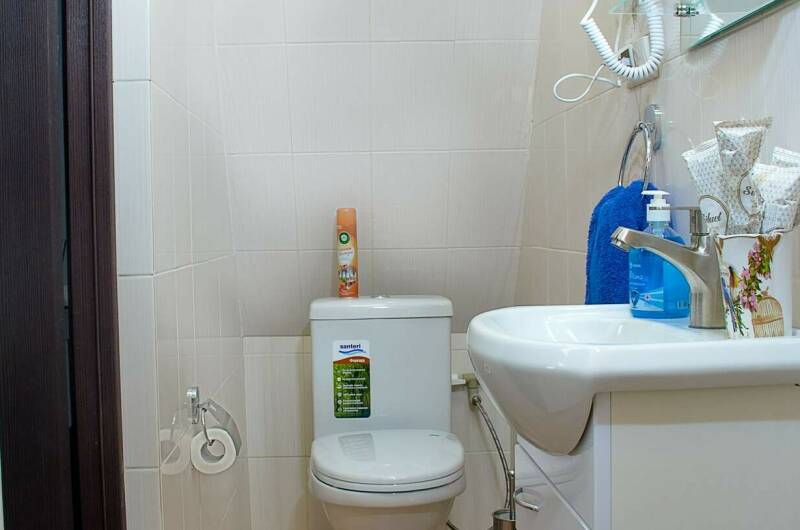 Коричневый Домик