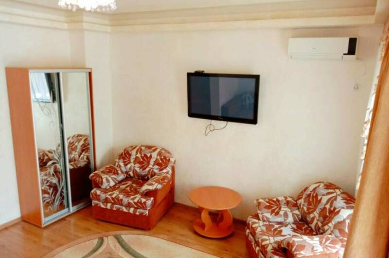 № 5 Эконом 3-х местный