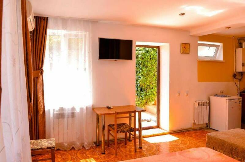 Номер-студио с кроватью размера «king-size»