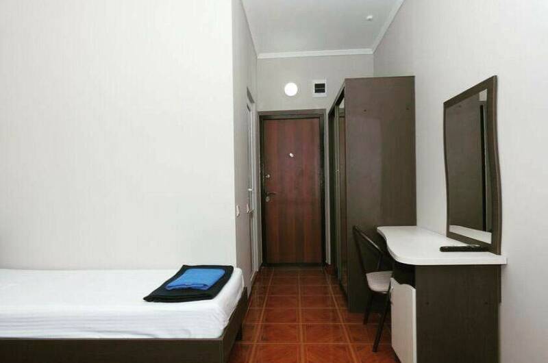 2-х местный «Полулюкс» с балконом на переулок