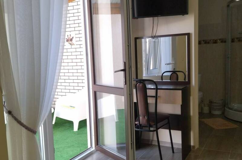 4-х местный номер, со своим двориком и кухней