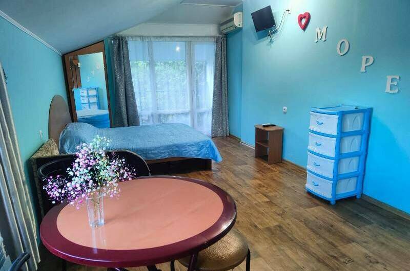 № 7 Бирюзовый с балконом