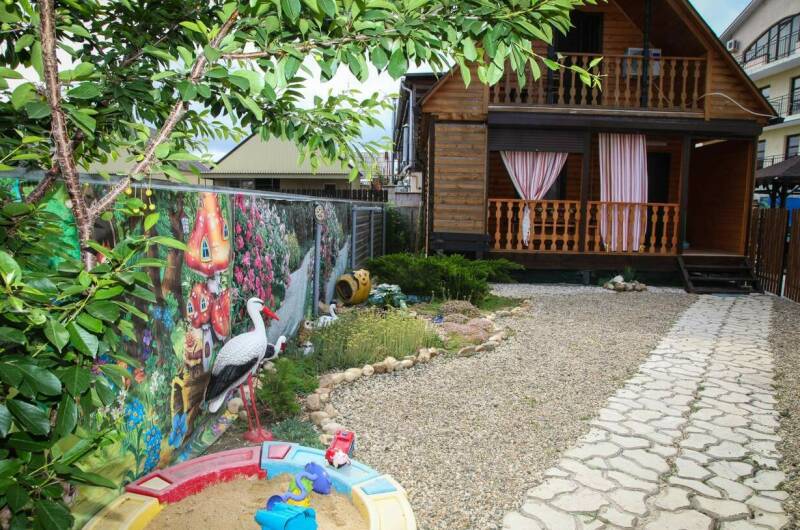 Двухэтажный коттедж ЭКО