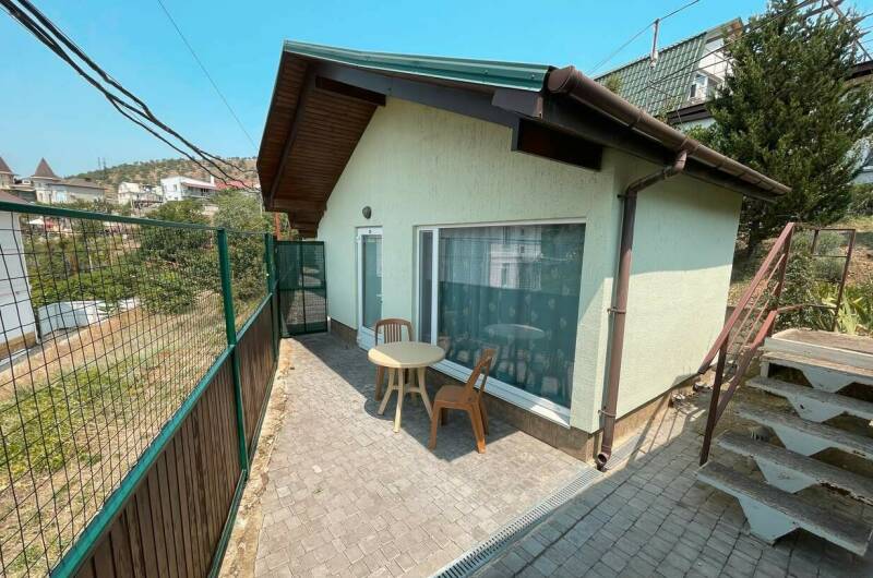 Отдельно стоящий коттедж