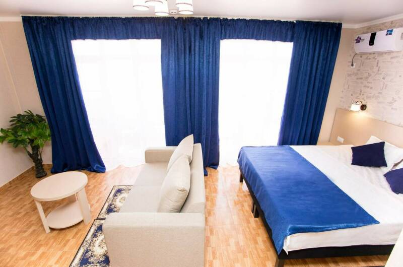 4-х местный «Джуниор сьют» с видом на море