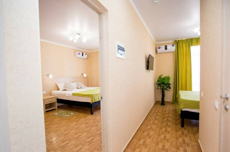 4-х местный «Семейный» с видом на море