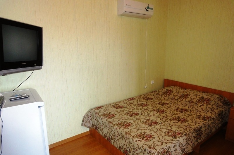 «Полулюкс»