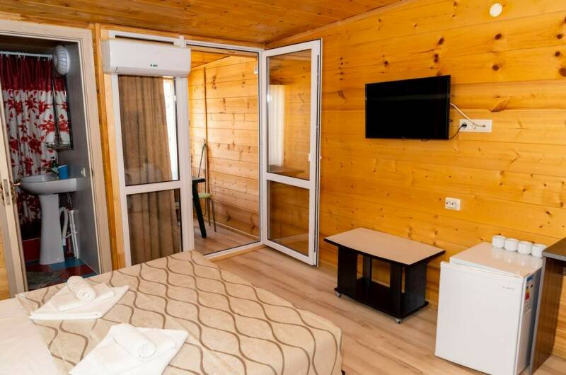 Трехместный номер Делюкс с балконом