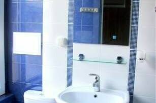 3-х местная комната с удобствами и балконом