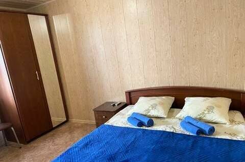 4-х местная двухкомнатная с удобствами и балконом