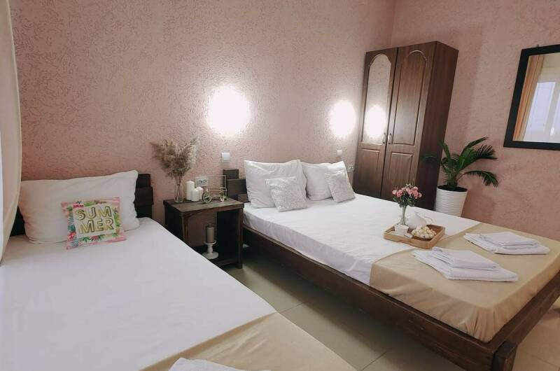 3х местная студия с мини-кухней и видом на тер-ию