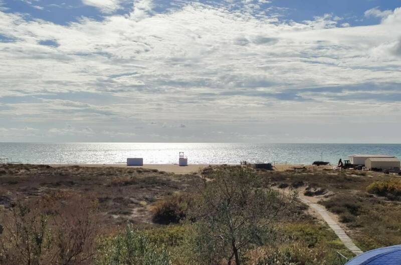 4х м. студия с террасой и панорамным видом на море