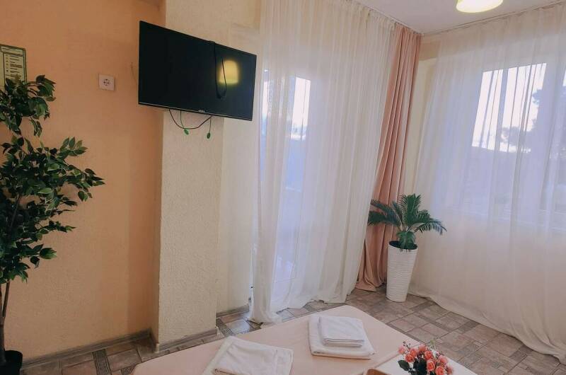 2х комн. 7-ми мест. номер с видом на тер-ию