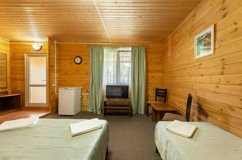 Трёхместный из бруса