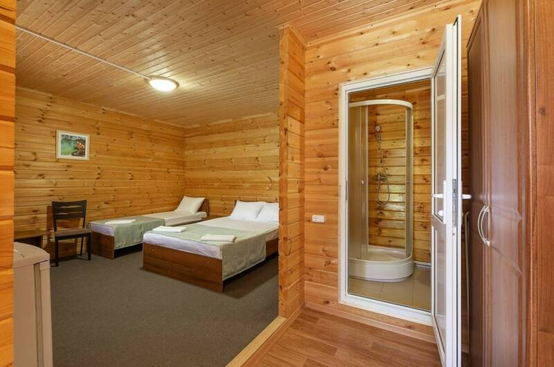 Трёхместный из бруса