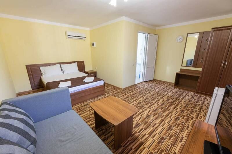 Трёхместный