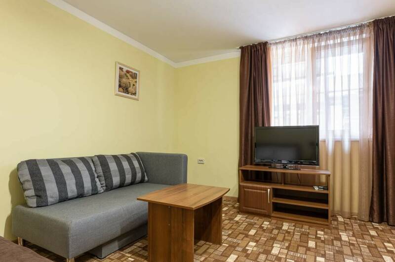 Четырёхместный