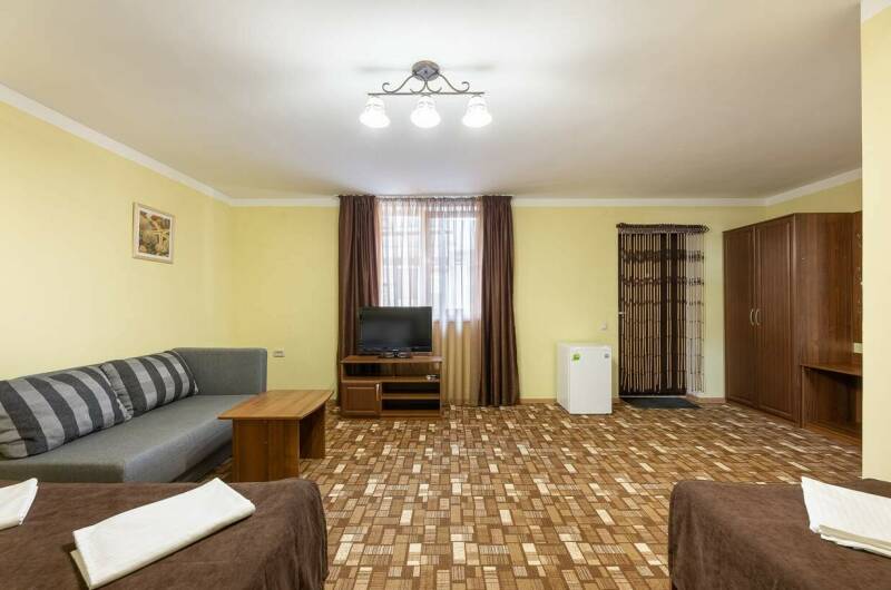 Четырёхместный