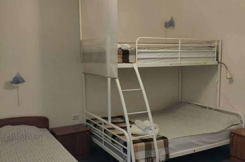 Номер 7-й — «Стандарт 4-местный», 2 этаж