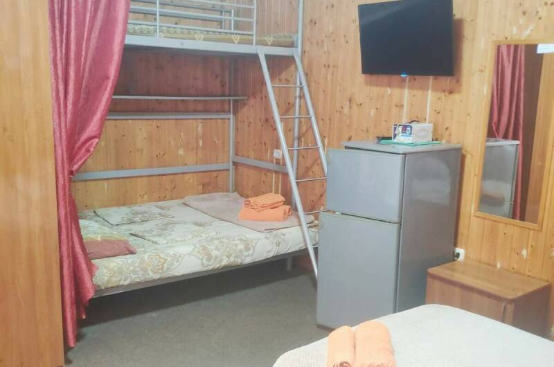 Номер 8-й — «5-местный Семейный», 2 этаж