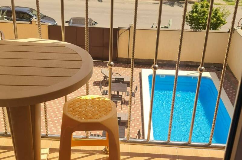 2-х местный с панорамным остеклением