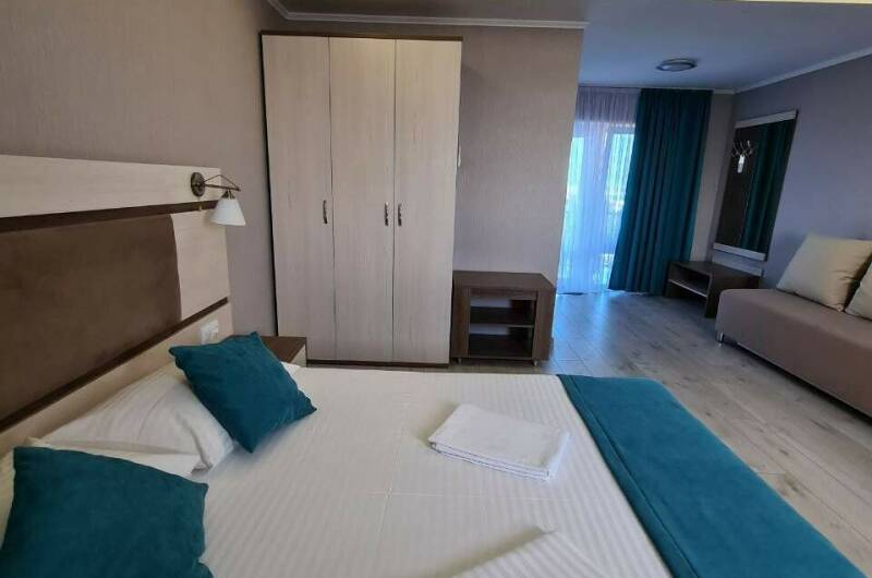 2−4х местный «Люкс вид на море» с завтраком на 2х