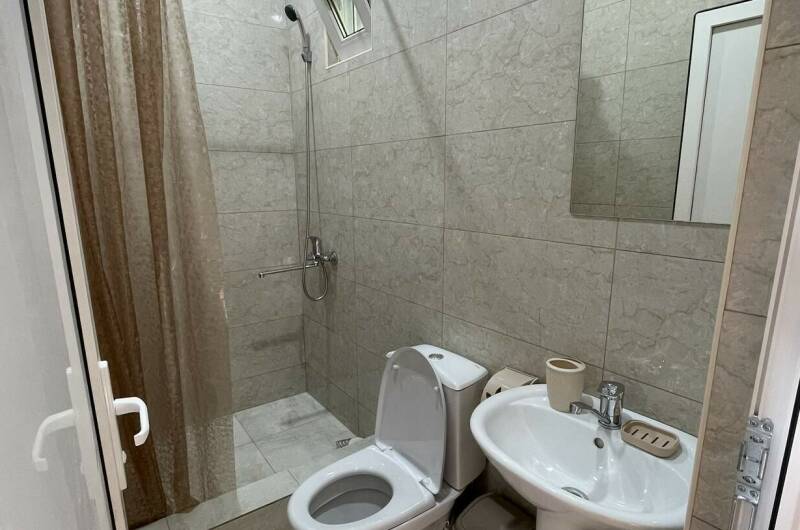 Трехместная комната с удобствами