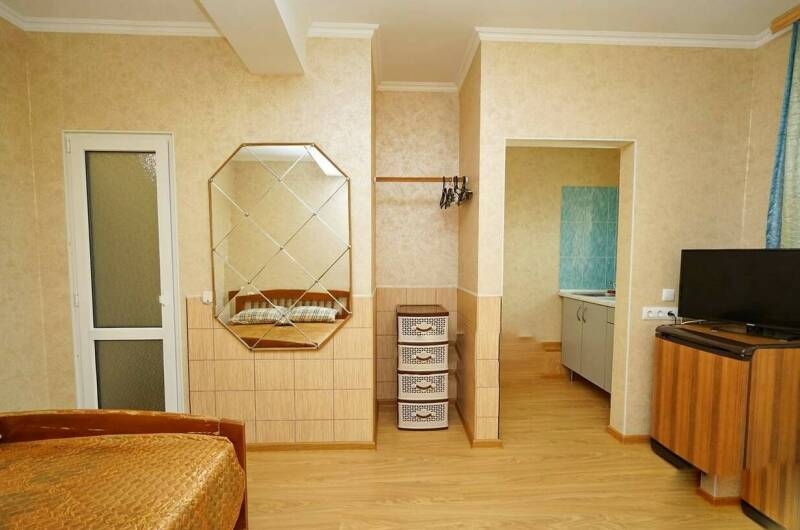 Трехместный с удобствами и кухней