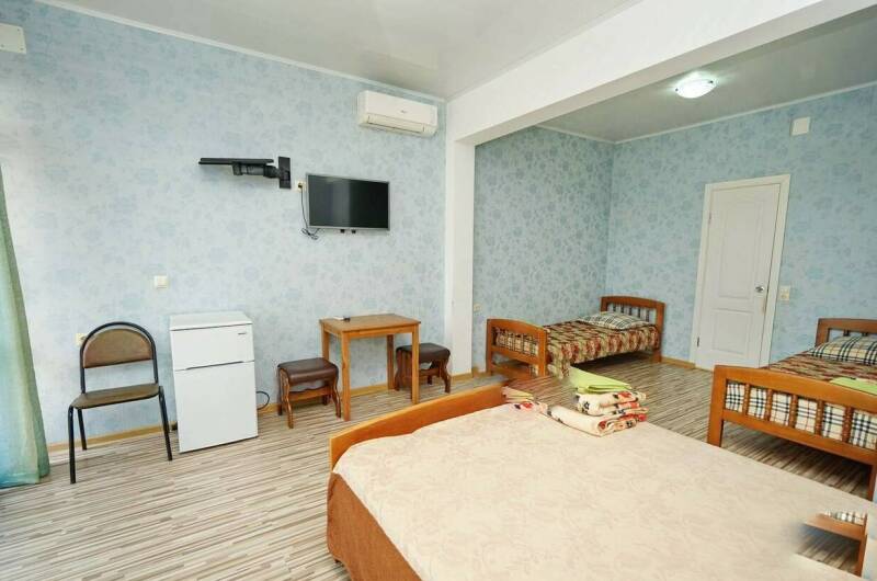 Четырёхместный номер с удобствами