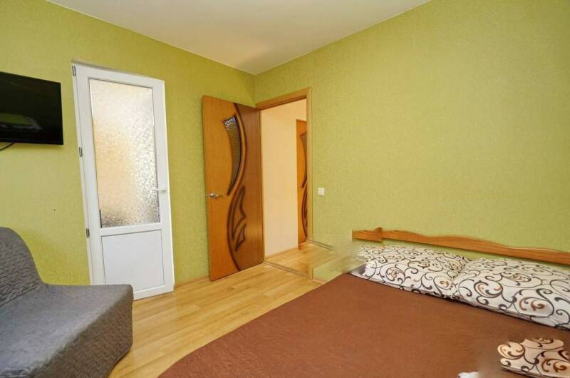 Двухкомнатный номер «Люкс» с балконом и кухней