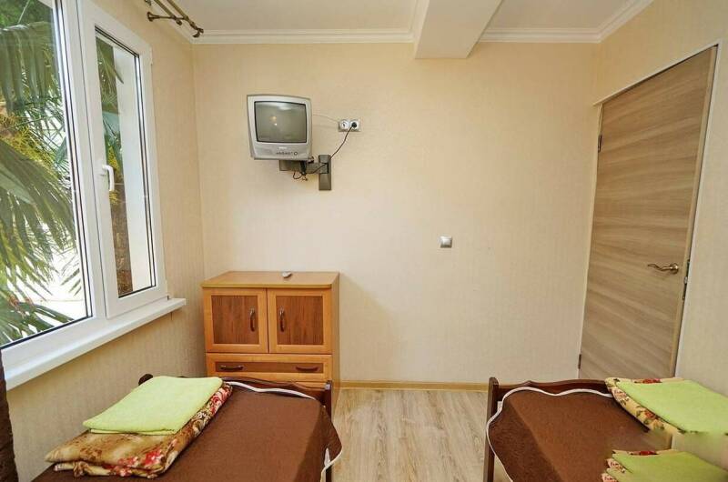 Двухкомнатный «Люкс» с балконом и кухней