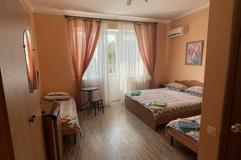 4-х местный номер с балконом