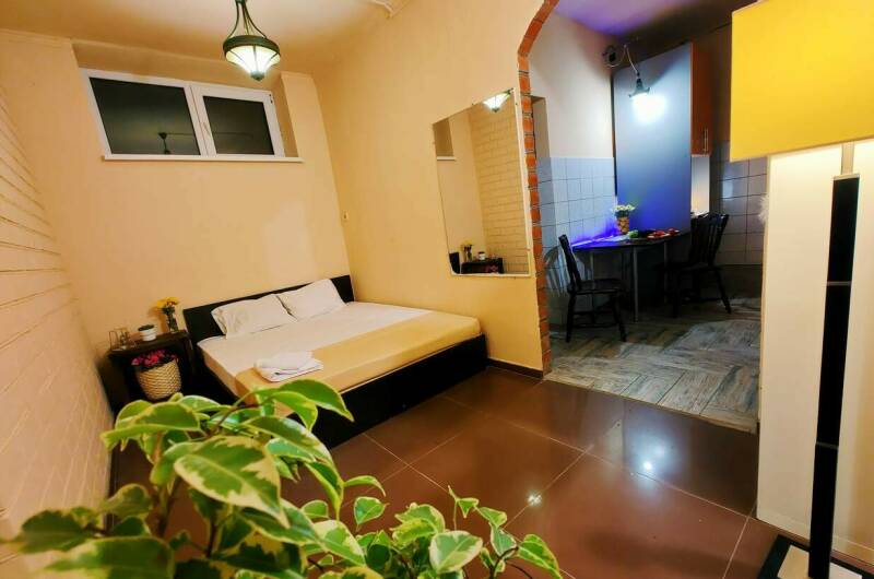 2-х комнатная 6 ти местная квартира на земле