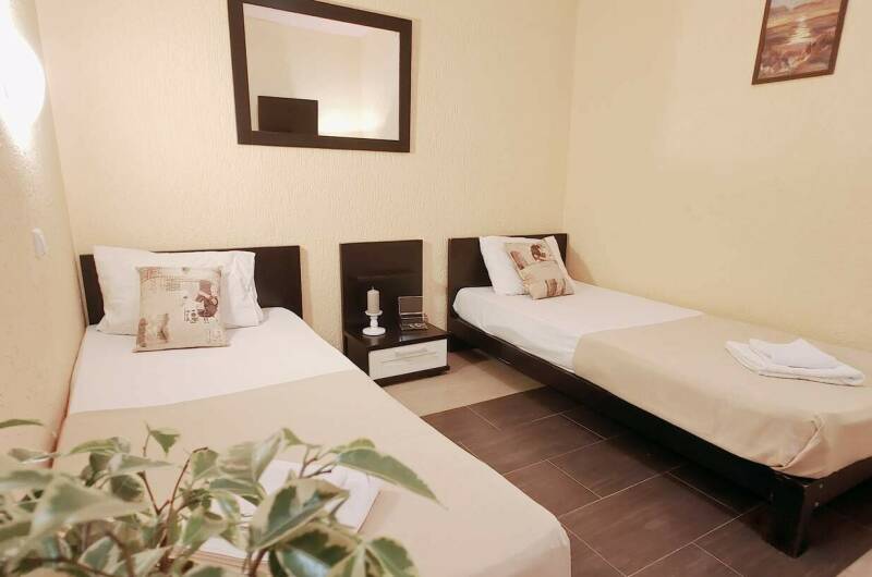 Евро 3-шка с собственной террасой 8 мест