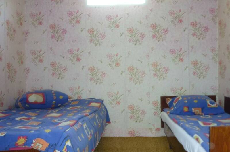 «Экономы» на первом этаже