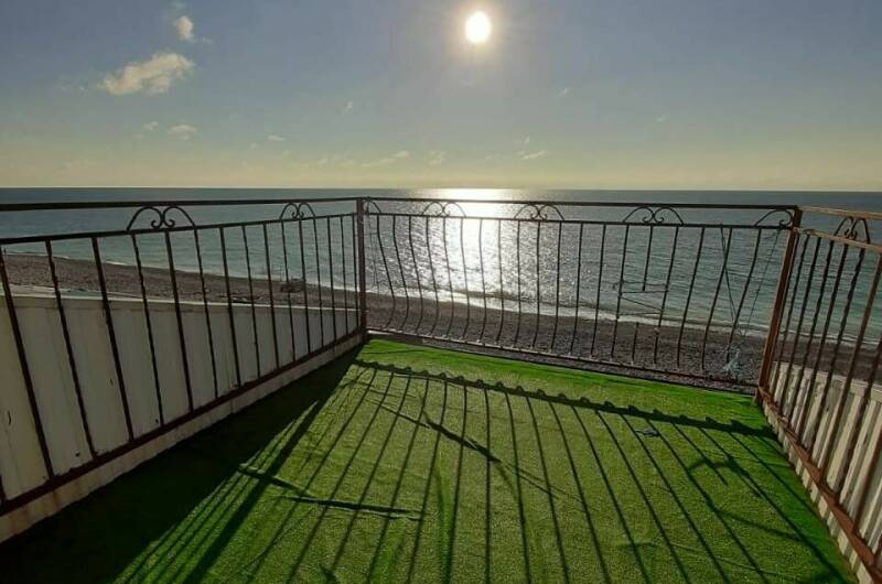 «Четырехместный с выходом на террасу