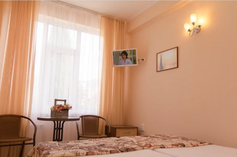 Трехместный двухкомнатный с балконом