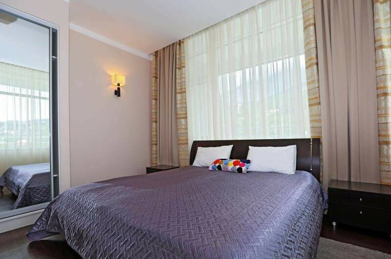 «Люкс апартаменты» с 2-мя спальнями