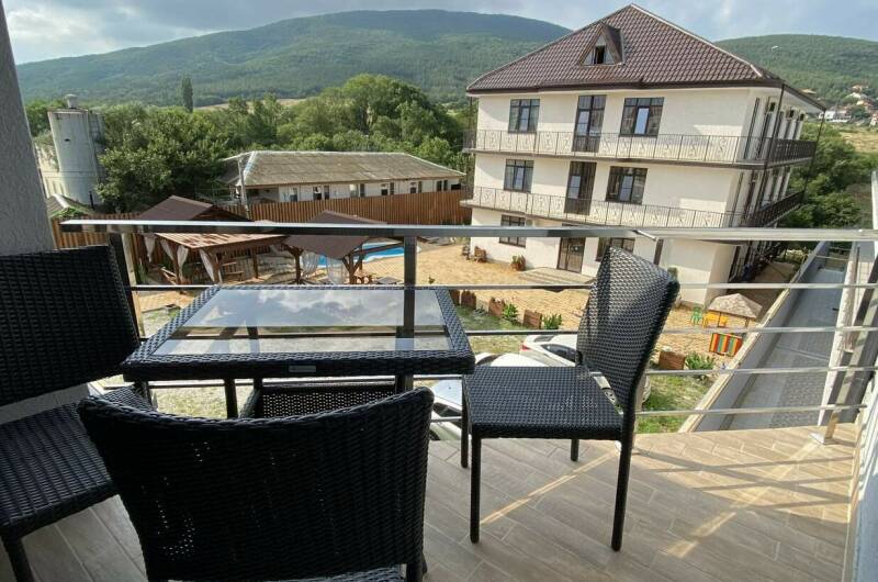 Стандартный-цена указана за 2-х, читайте описание