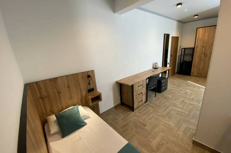 Стандартный-цена указана за 2-х, читайте описание