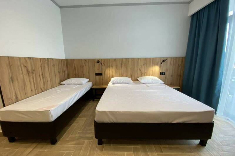 Стандартный номер (2 человека+ребенок 4−6 лет)